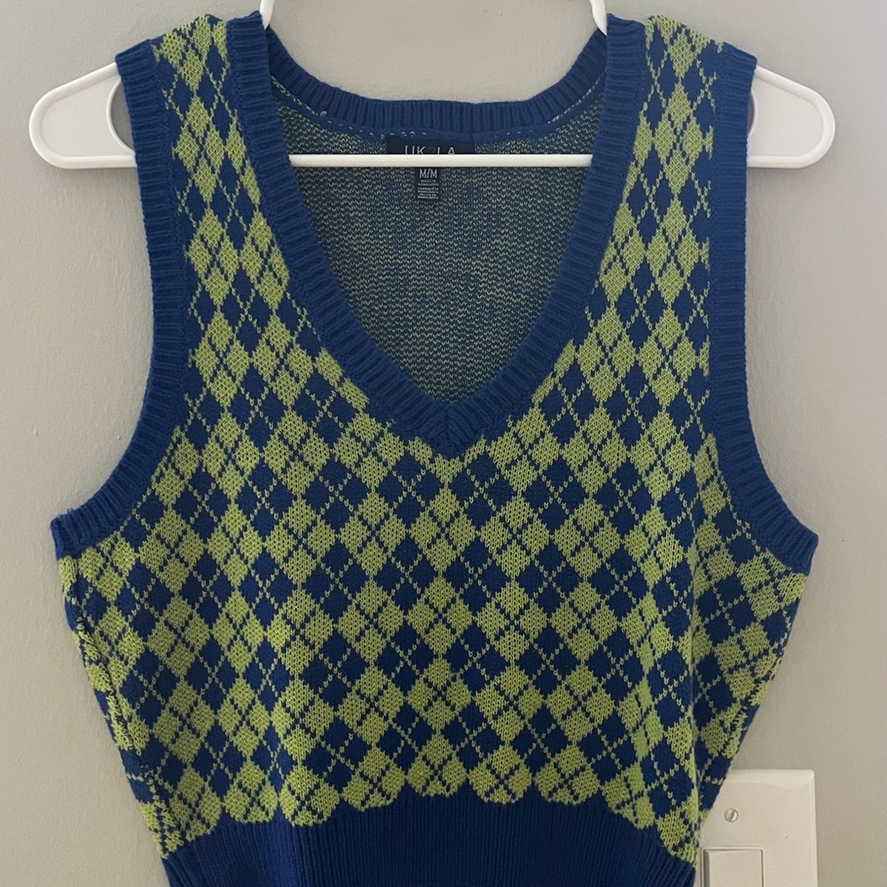 UK2LA Blue and Green Argyle Crop Top